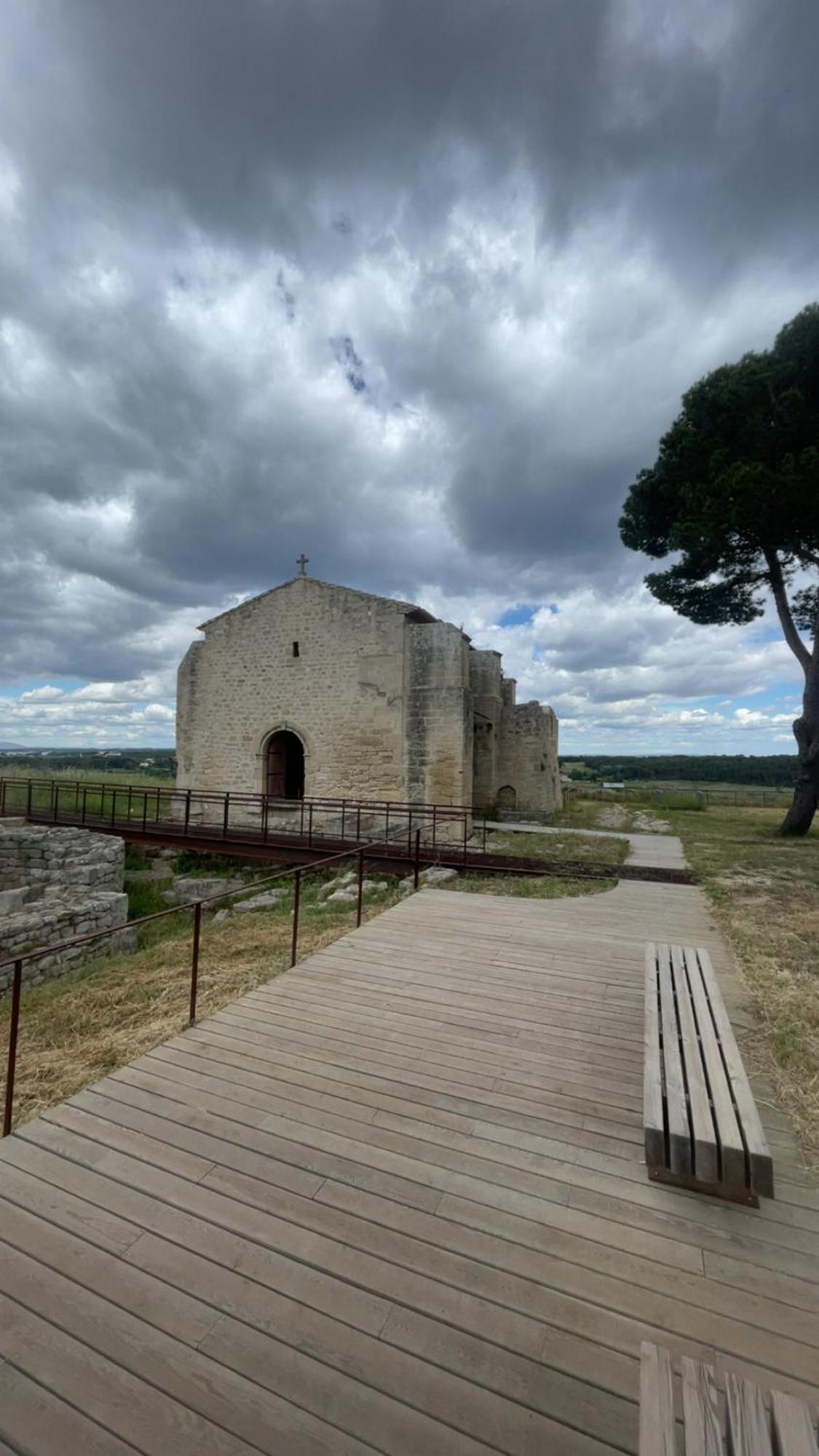 Maison T3 Dans Un Village Calme Saint-Mitre-les-Remparts ภายนอก รูปภาพ